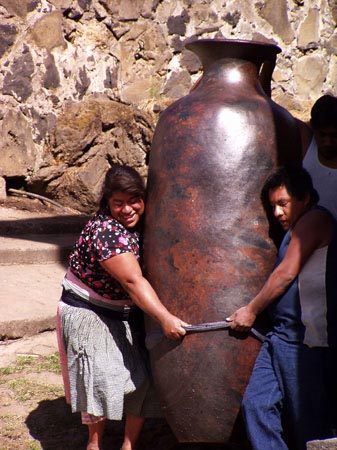 The Cocucha Gigante, over seven feet high